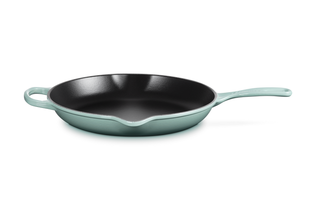 LE CREUSET Iron Handle Skillet 26cm