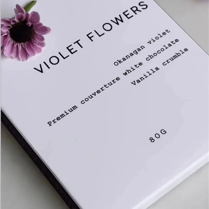 KARAT CHOCOLATE Violet Flowers White, 80g