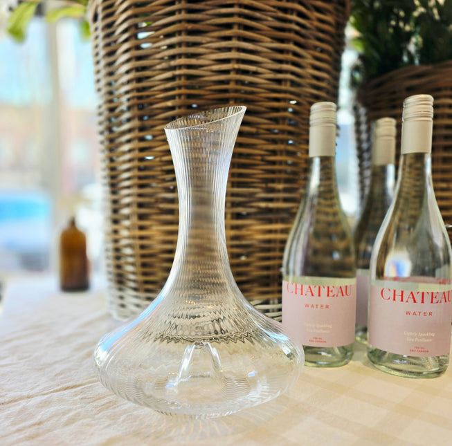 Tight Optic Wine Carafe