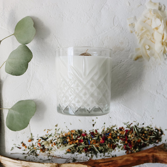 AURATAE Soy Candle, Driftwood