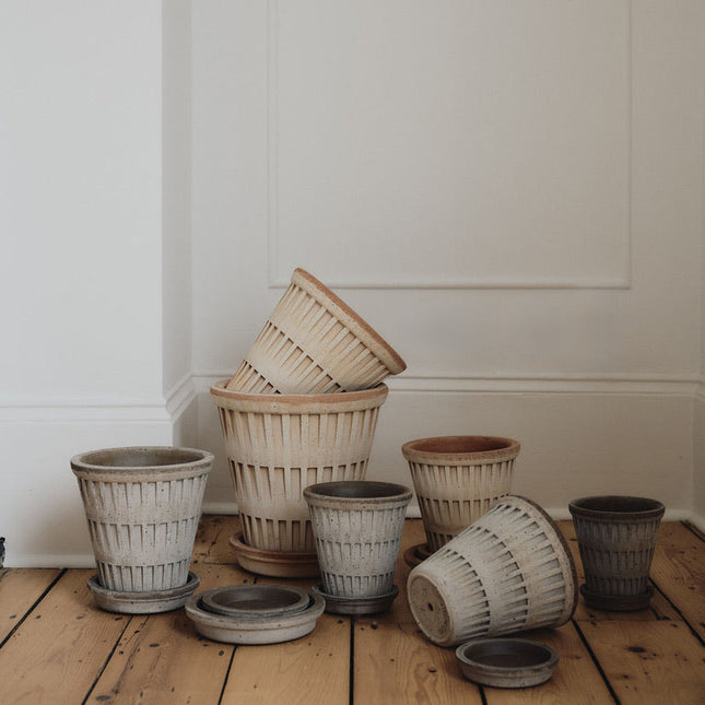 BERGS POTTER Pantheon Clay Pots w/Tray