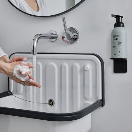 GUESTS ON EARTH Foaming Hand Soap, Citrus Oasis