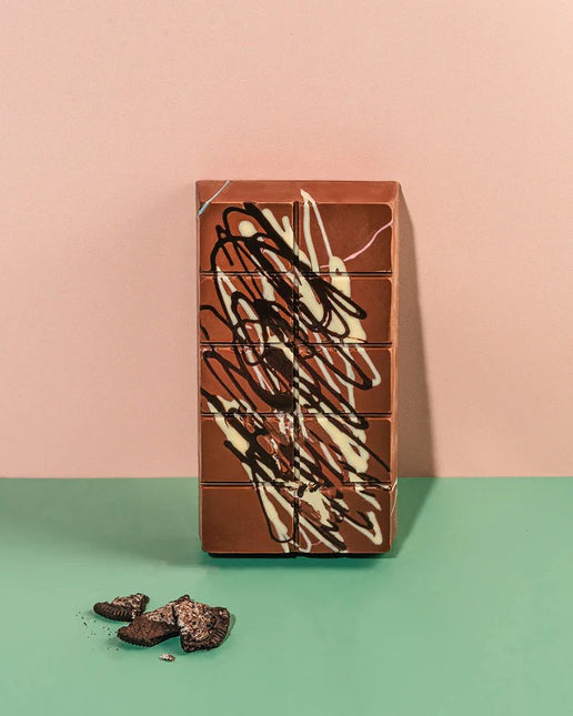PALM BITES Dubai Cookies & Cream Chocolate Bar