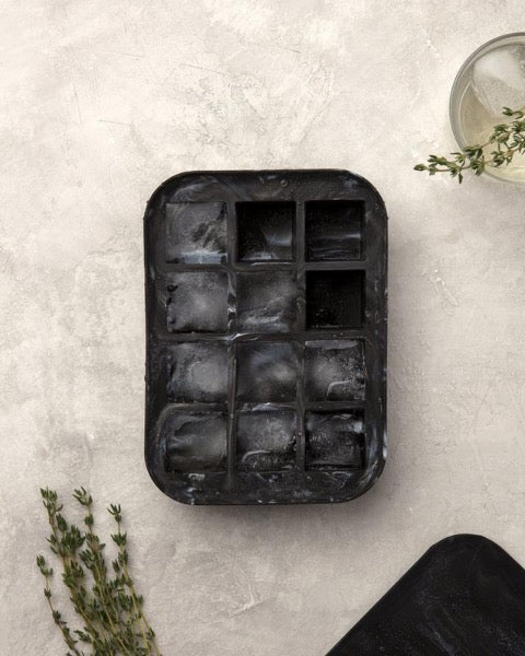 PEAK ICE WORKS Charcoal Everyday Ice Tray
